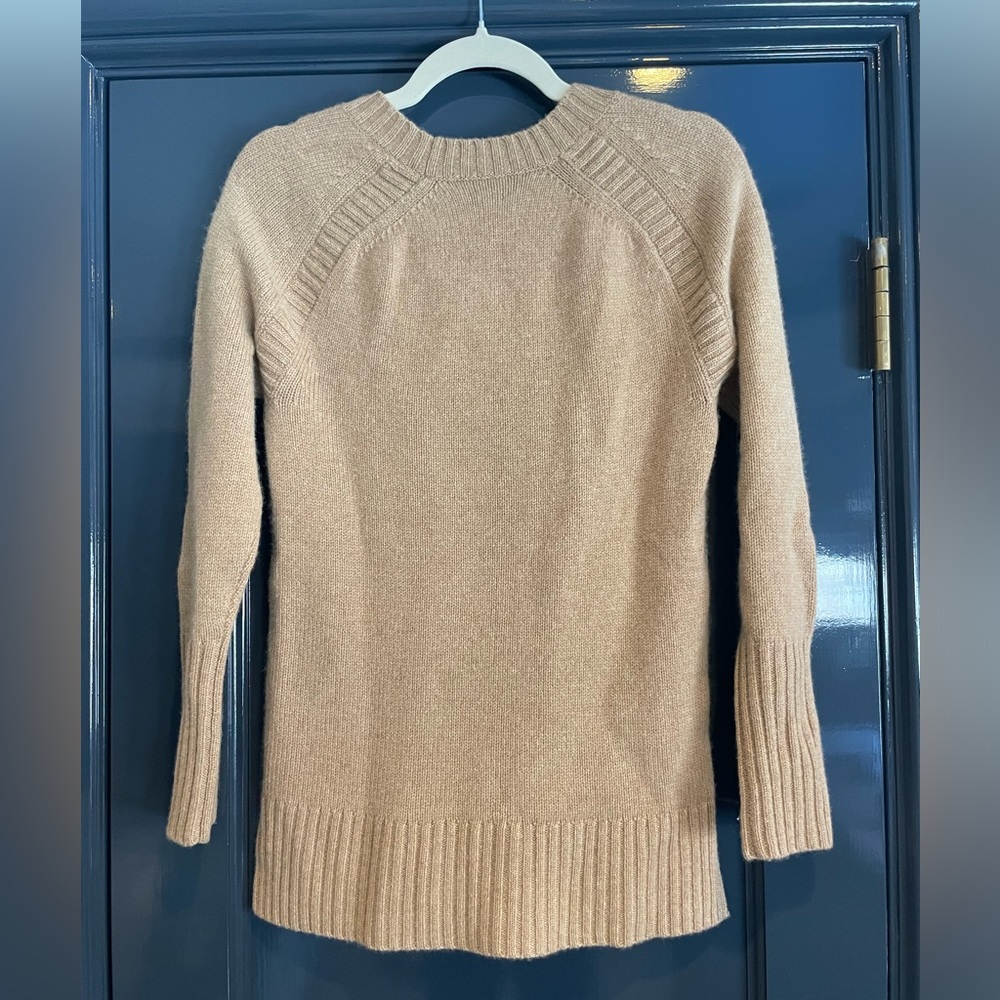 NEW J. Crew Crewneck Tunic Sweater in Everyday Cashmere, Camel, Sz XS - Picture 6 of 10